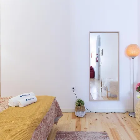 Apartment Spacious Bright Flat W/ Terrace By Host Wise